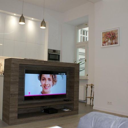 Lovely Apartment- Poznanska 16 Varşova Dış mekan fotoğraf