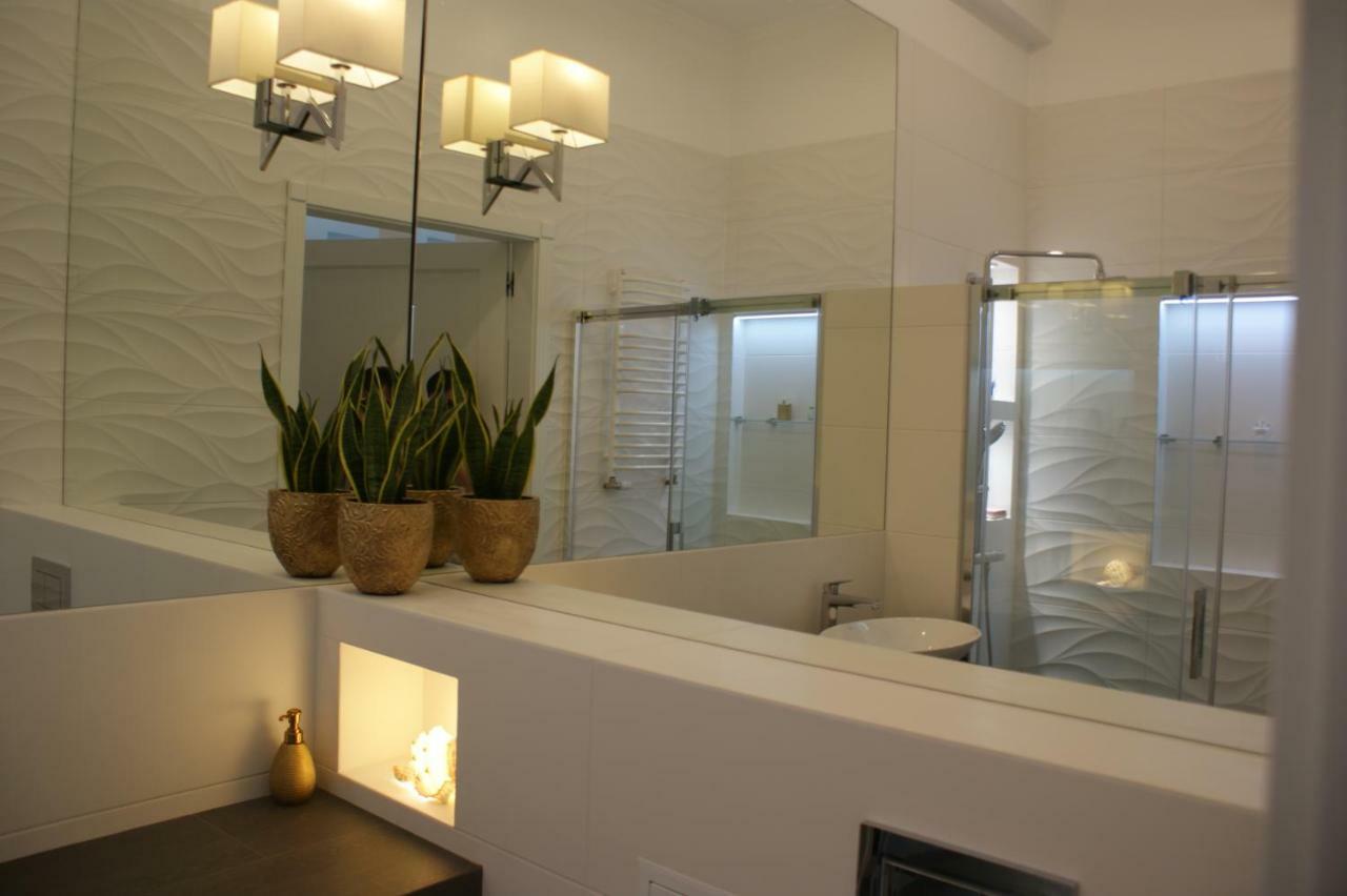 Lovely Apartment- Poznanska 16 Varşova Dış mekan fotoğraf
